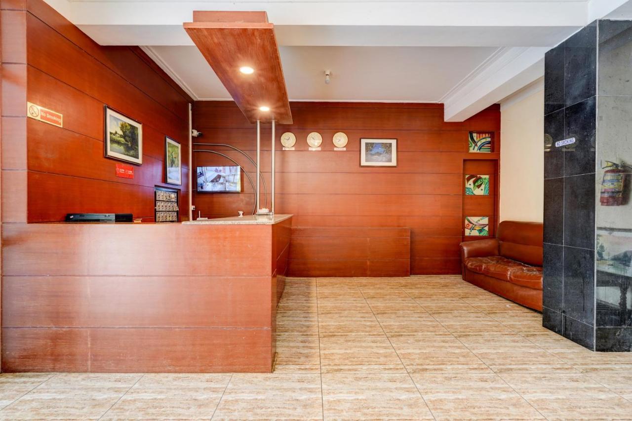 Oyo Flagship Hotel Kvc Holiday Inn ไมซอร์ ภายนอก รูปภาพ